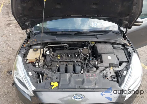 2016 Ford Focus Titanium из США, поврежденный, VIN 1FADP3N28GL239559